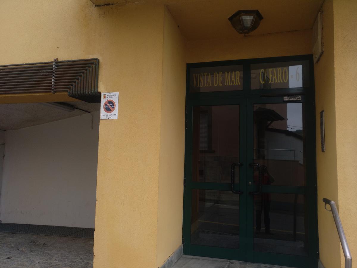 Apartamentos Turisticos Vistademar Luarca Exterior photo